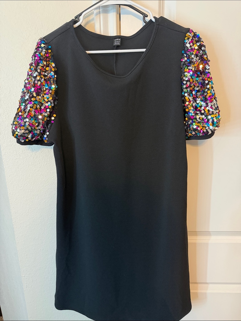 SHEIN Black Midi Dress with Multicolor Sequin Puff Sleeves